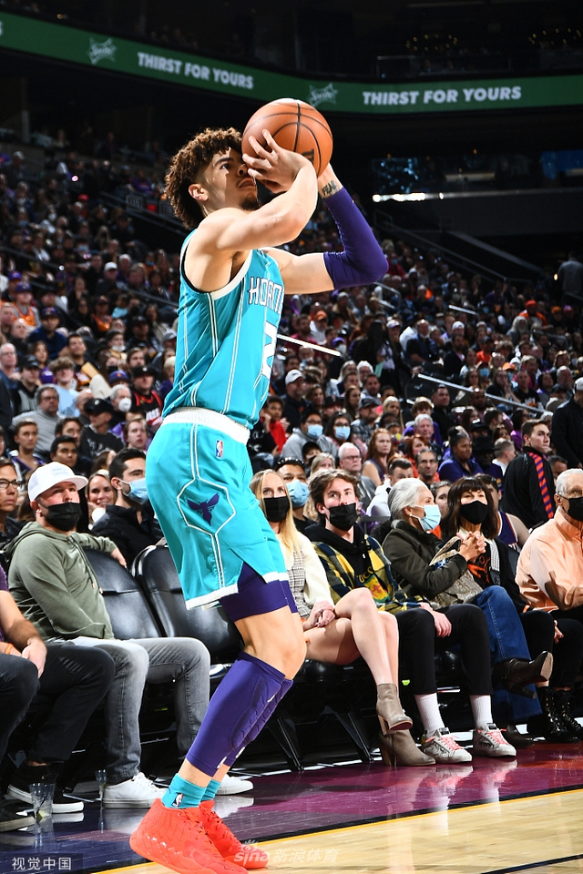 勇士引入布 勇士引入布