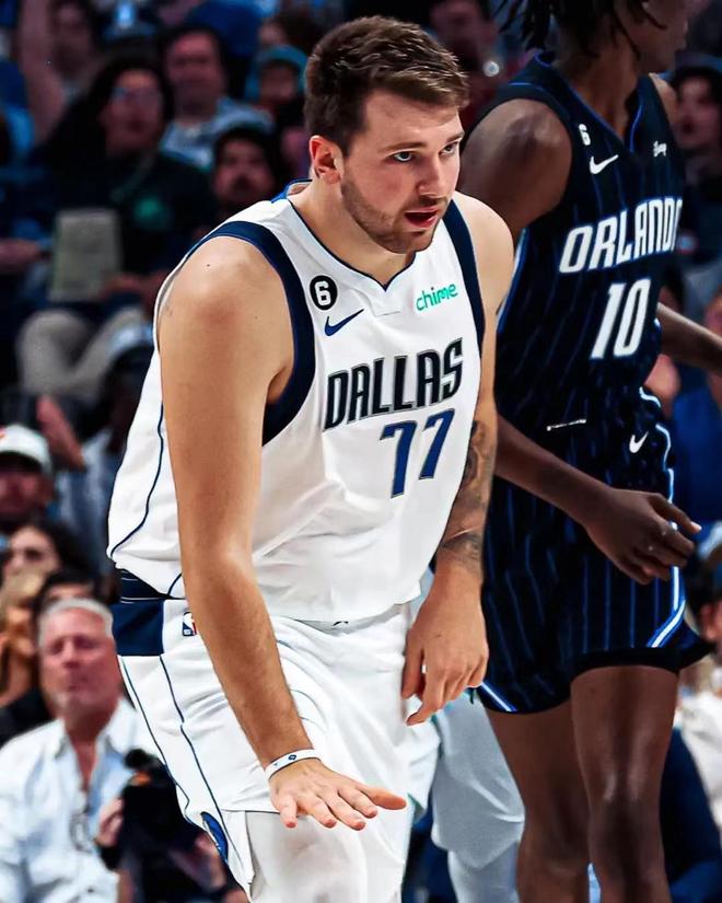 孙颖莎的 孙颖莎的